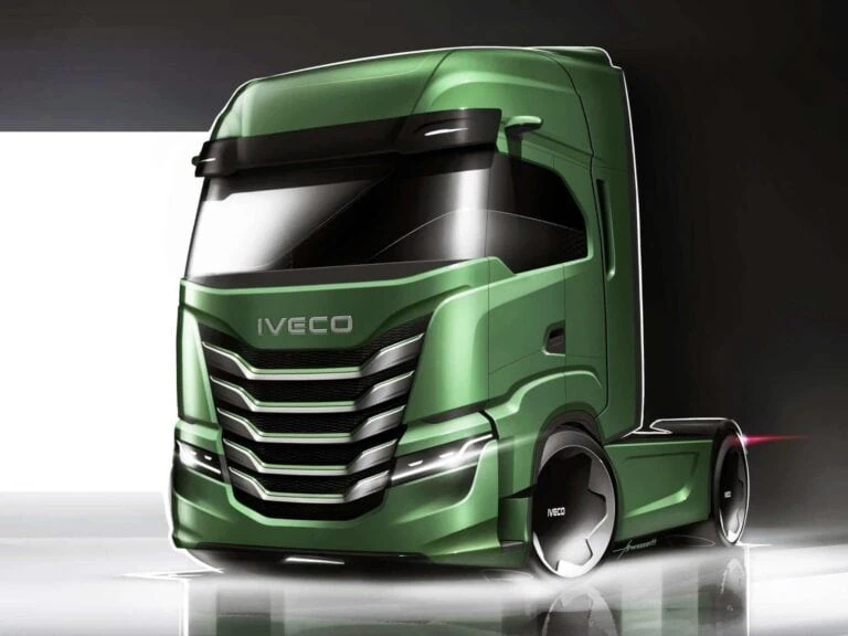 image of new IVECO S-way truck in green colour